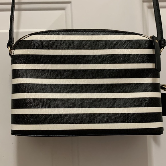 Kate Spade Black and White Striped Crossbody Bag with Gold Charm - Picture 7 of 10